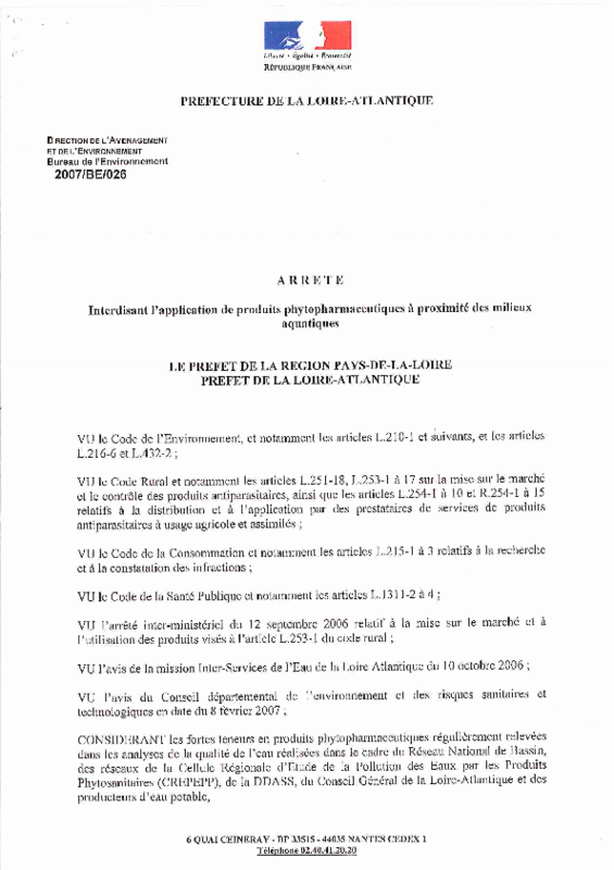 Arrêté préfectoral de Loire-Atlantique interdisant l'application de produits phytopharmaceutiques à proximité des milieux aquatiques - application/pdf